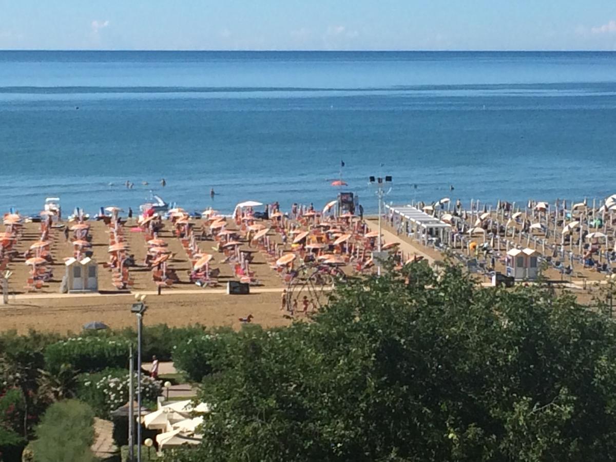 Isolabella - Appartamenti Bibione Eksteriør bilde